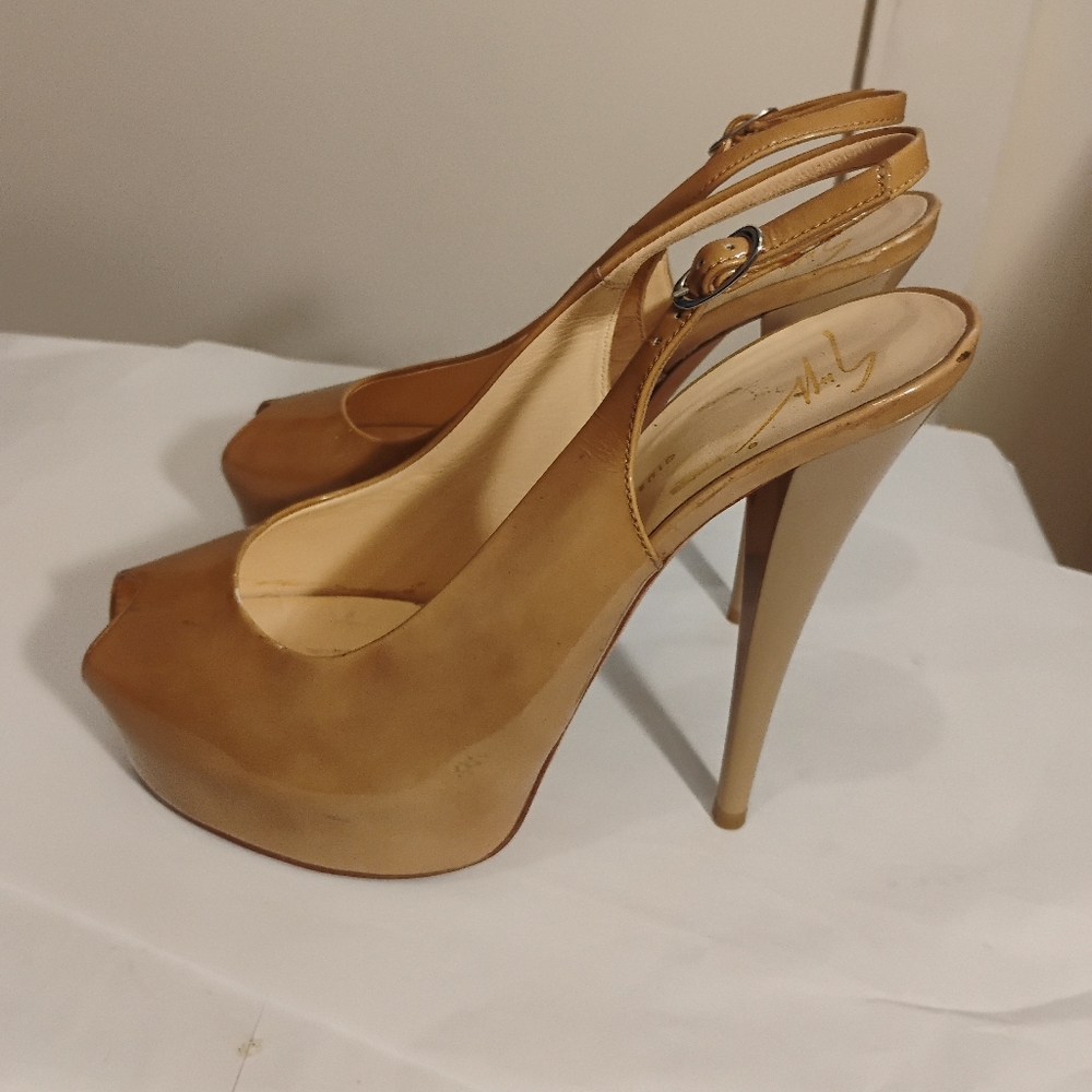 Giuiseppe Zanotti Design PeepToe Stiletto Size 39.5